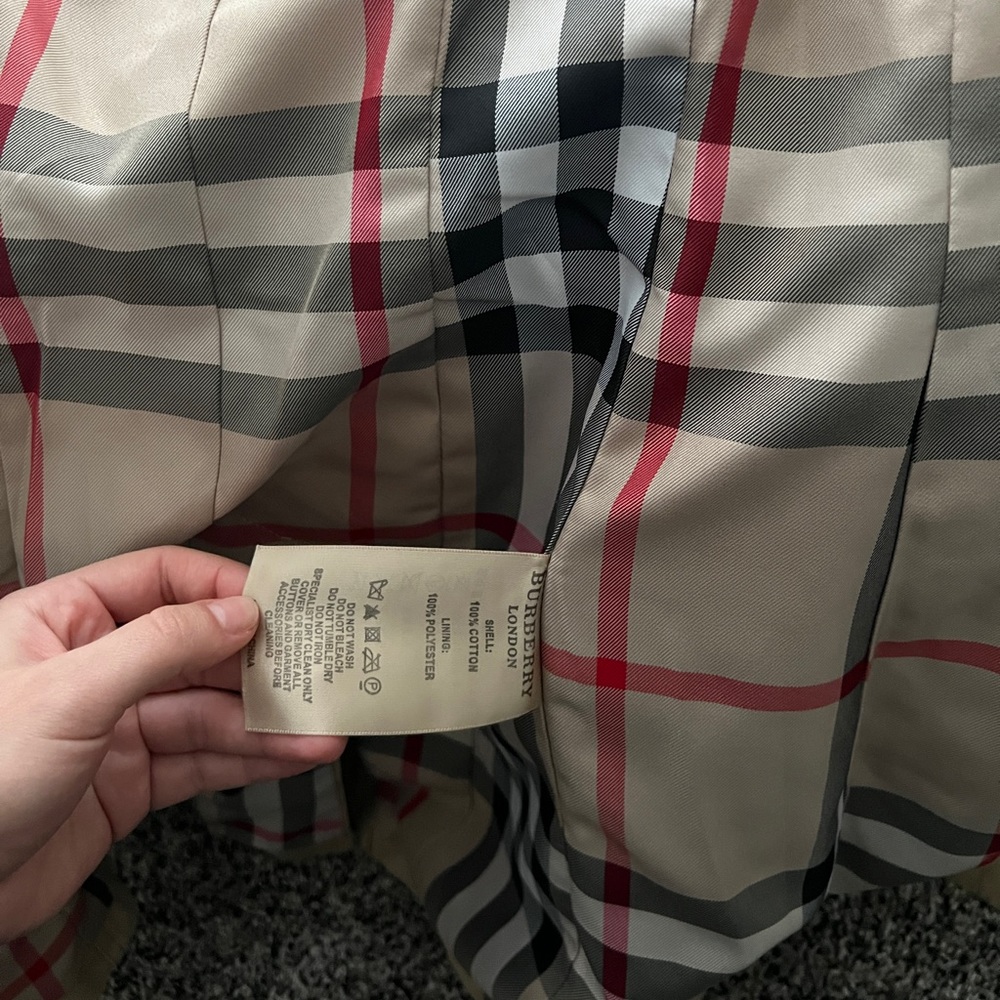 Burberry Trench Coat - Picture 4 of 6